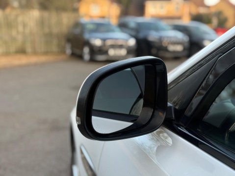 Jaguar XF 2.0d R-Sport Auto Euro 6 (s/s) 4dr 23