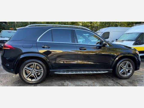 Mercedes-Benz GLE 2.0 GLE300d AMG Line (Premium) SUV 5dr Diesel G-Tronic 4MATIC Euro 6 (s/s) 50