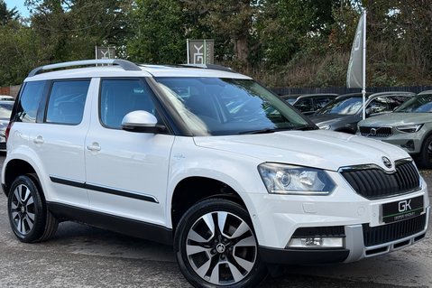 Skoda Yeti Outdoor LAURIN AND KLEMENT TDI DSG - RARE CAR - PAN ROOF -APPLE CARPLAY -8 SERVICES 1