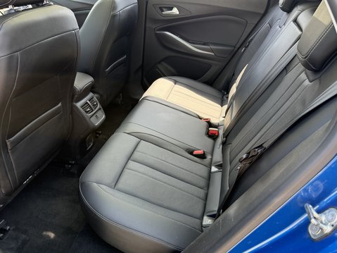Vauxhall Grandland X 1.2 Turbo Elite Nav 5dr 36