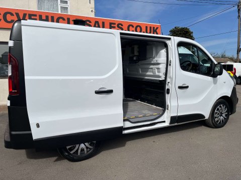 Vauxhall Vivaro 1.6 Vivaro 2900 CDTI 26