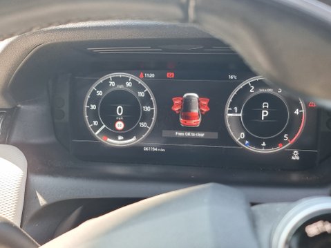 Land Rover Discovery Sport R-DYNAMIC SE MHEV 32