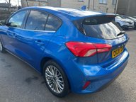 Ford Focus TITANIUM X 6