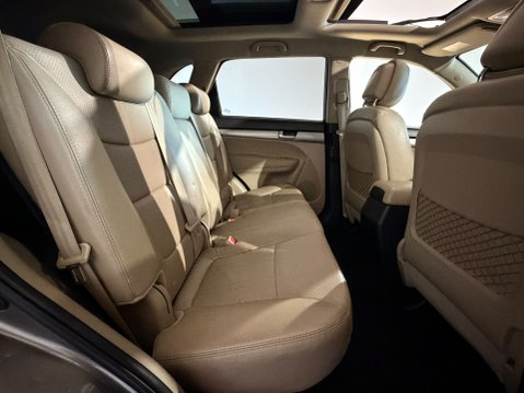 Kia Sorento KX-3 SAT NAV CRDI 20