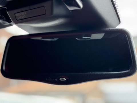 Porsche Macan 2.0T SUV 5dr Petrol PDK 4WD (s/s) (252 ps) 62