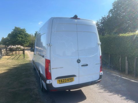 Mercedes-Benz Sprinter 2.0 315 CDI Premium Panel Van 5dr Diesel G-Tronic RWD L2 H2 Euro 6 (s/s) (1 2