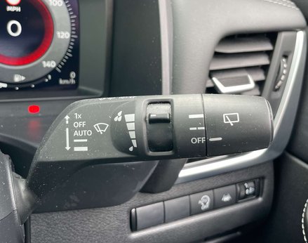 Nissan Qashqai 1.3 Qashqai N-Connecta DiG-T MHEV 5dr 60