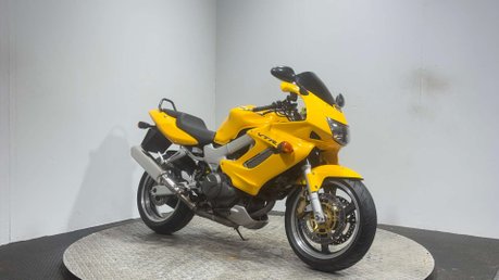 Honda VTR FIRESTORM 1997 ONLY 13K RUNS GREAT VERY CLEAN NEW MOT 1000CC VTWIN 2