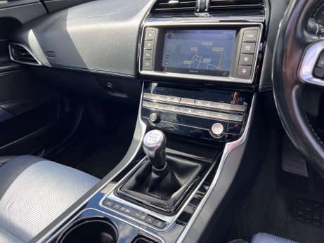 Jaguar XE 2.0d R-Sport Euro 6 (s/s) 4dr 70