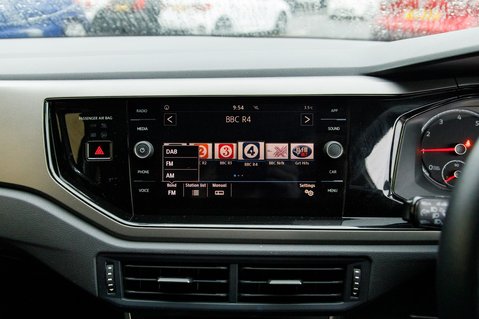 Volkswagen Polo MATCH TSI 23