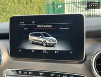 Mercedes-Benz V Class V220d Sport LWB Long Wheel Base Auto (8 Seat) Panroof (Euro 6) 28