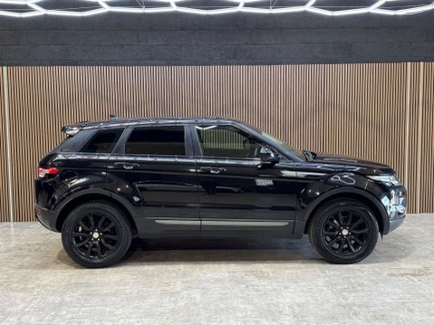 Land Rover Range Rover Evoque 2.2 Range Rover Evoque Pure eD4 4x2 5dr 16