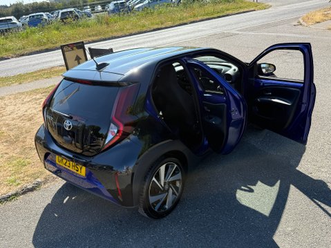 Toyota Aygo X VVT-I EDGE 36