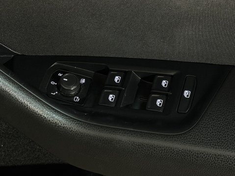 Volkswagen Passat SE BUSINESS TDI BLUEMOTION TECHNOLOGY 21