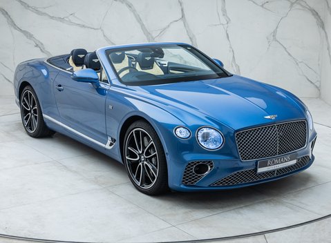 Bentley Continental GTC W12 First Edition 13