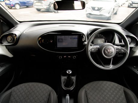 Toyota Aygo X VVT-I EDGE