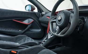 McLaren 765LT Spider 17