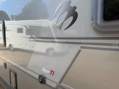 Knaus 550 MD VAN TI FIXED BED - BIG GARAGE - LOW PROFILE 4