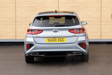 Kia Ceed GT-LINE LUNAR EDITION ISG 6