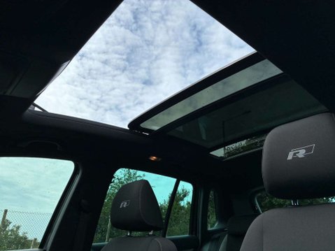 Volkswagen Tiguan 2.0 Tiguan R-Line TDI BlueMotion Technology 4Motion Semi-Auto 4WD 5dr 18