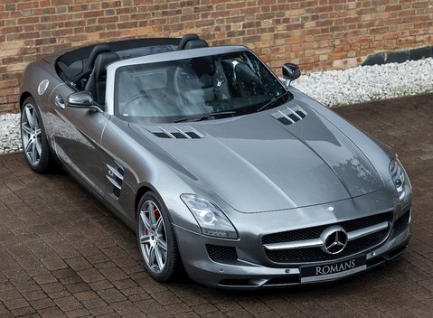 Mercedes-Benz SLS AMG Roadster 8