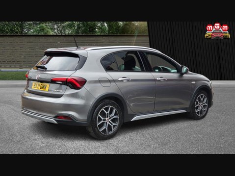 Fiat Tipo CROSS 10