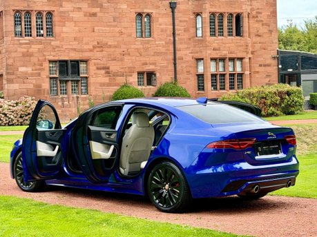 Jaguar XE R-DYNAMIC HSE 14
