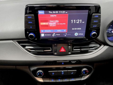 Hyundai i30 1.0 T-GDi MHEV SE Connect Hatchback 5dr Petrol Hybrid DCT Euro 6 (s/s) (120 18