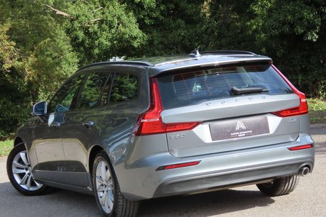 Volvo V60 2.0 D3 Momentum Estate 5dr Diesel Manual Euro 6 (s/s) (150 ps) 6