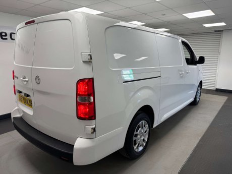 Vauxhall Vivaro 1.5 Vivaro 2900 Sportive S/S 24
