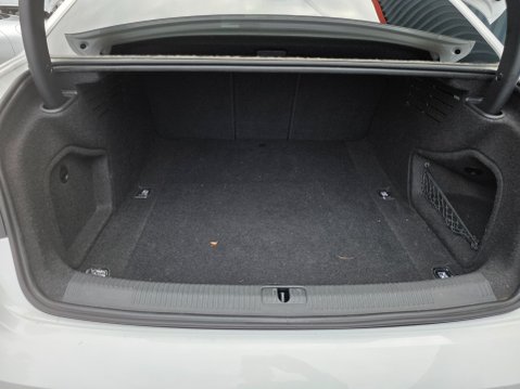 Audi A4 TFSI S LINE BLACK EDITION MHEV 2LTR 11