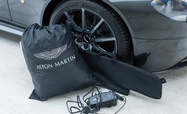 Aston Martin V12 Vantage S ROADSTER 47