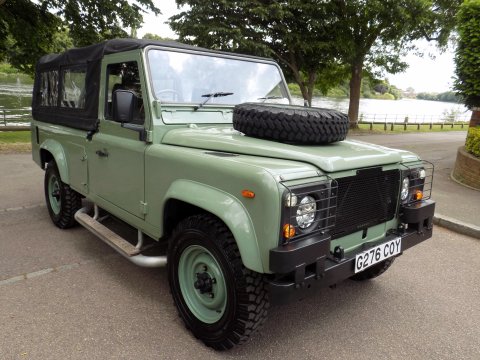 Land Rover Defender 110 2.5 Diesel 33