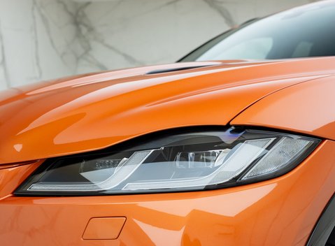 Jaguar F-Pace SVR 34