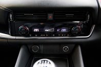 Nissan Qashqai DIG-T N-CONNECTA MHEV 32