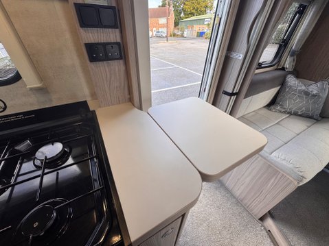 Elddis Autoquest 150 24