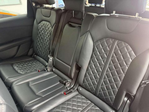 Audi SQ7 4.0 TDI V8 SUV 5dr Diesel Tiptronic quattro Euro 6 (s/s) (435 ps) 44