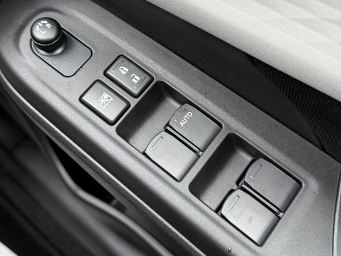 Suzuki Swift 1.2 Mild Hybrid Motion 5dr 33