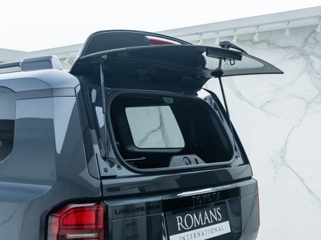 Toyota Land Cruiser Invincible 