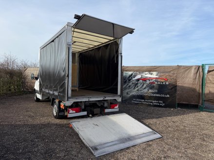 Mercedes-Benz Sprinter 2.0 315 CDI Progressive RWD L3 Euro 6 (s/s) 2dr