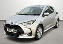 Toyota Yaris 1.5 Hybrid Icon 5dr CVT 5