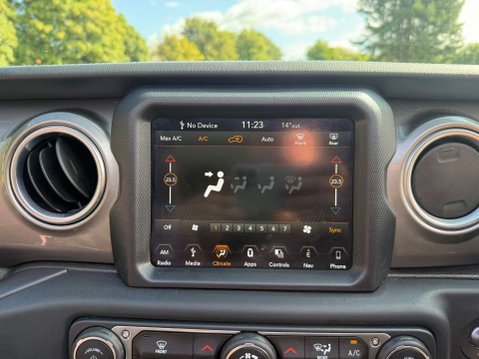 Jeep Wrangler 2.1 Wrangler Sahara MultiJet II Auto 4WD 2dr 47