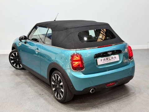 Mini Convertible 1.5 Cooper Convertible 2dr Petrol Steptronic Euro 6 (s/s) (136 ps) 21