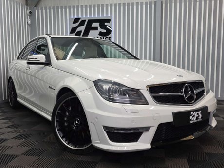 Mercedes-Benz C Class 6.3 C63 V8 AMG Saloon 4dr Petrol SpdS MCT Euro 5 (457 ps) 31