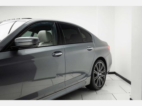 BMW 5 Series 3.0 540i xDrive M Sport Auto 4WD 4dr 54