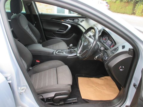 Vauxhall Insignia 1.8 16V SRi Euro 5 5dr 24
