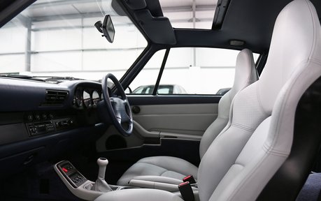 Porsche 993 993 Carrera Coupe - Exquisite Example 32