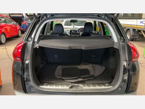 Peugeot 2008 1.2 PureTech Allure SUV 5dr Petrol Manual Euro 6 (s/s) (110 ps) 10