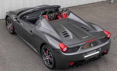 Ferrari 458 Spider 11