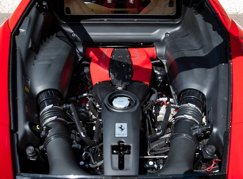 Ferrari F8 Tributo 34